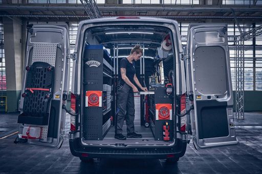 Mobile Service 03 / Weiterer Text über ots und
https://www.ots.at/pressemappe/DE143363 / Die Verwendung dieses
Bildes ist für redaktionelle Zwecke unter Beachtung ggf. genannter
Nutzungsbedingungen honorarfrei. Veröffentlichung bitte mit
Bildrechte-Hinweis.