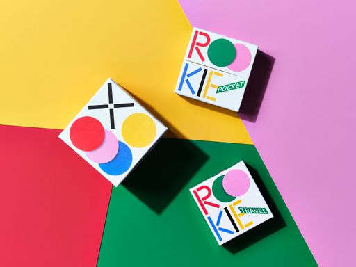 Ob in der Version Original, Pocket oder Travel: Das
Kartenaufdeckspiel Rookie fasziniert ab sechs Jahren, ist für zwei
bis sechs SpielerInnen, mit Team-Modus. Macht Spass und ist eine
Augenweide. / Weiterer Text über ots und
www.presseportal.ch/de/nr/100087271 / Die Verwendung dieses Bildes
ist für redaktionelle Zwecke honorarfrei. Veröffentlichung bitte
unter Quellenangabe: "obs/Game Division AG/hurrah.ch"