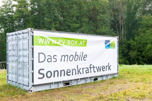 Vorschau Bild von CLEEN PV Box - Photovoltaik Container im
geschlossenen Zustand