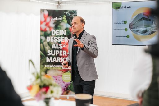 Vorschau Bild von gurkerl.at CEO Maurice Beurskens blickte beim
heutigen Pressday auf ein erfolgreiches Jahr zurück und präsentierte
die geplanten Expansionsschritte.