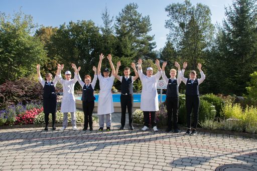 8 junge Damen und Herren haben heuer im
Gesundheitsresort Königsberg eine Lehre begonnen.