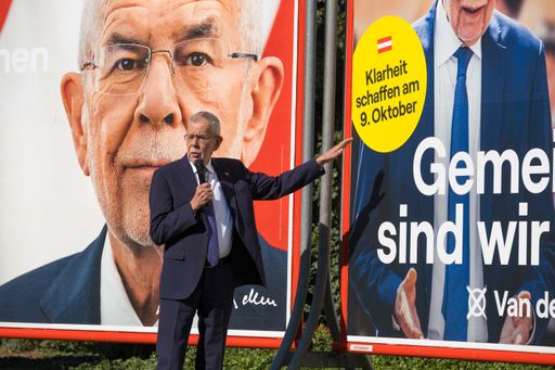 Vorschau Bild von Plakatpräsentation Van der Bellen