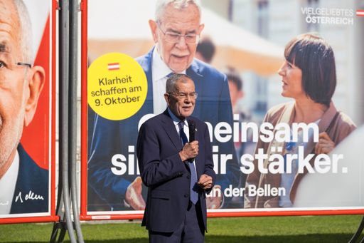 Vorschau Bild von Plakatpräsentation Van der Bellen