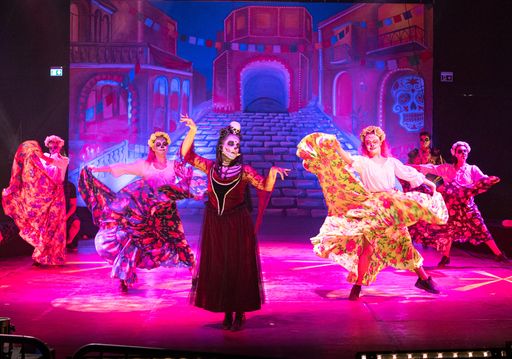 Kindershow im Showzelt zu Halloween
