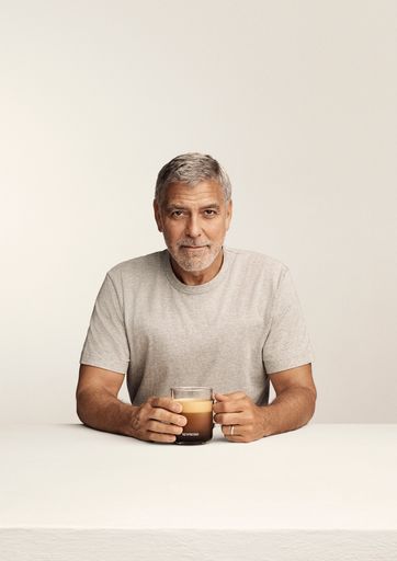 Vorschau Bild von Die neue Kampagne unterstreicht die Notwendigkeit,
hochwertigen Kaffee durch regenerative Landwirtschaft vor der
Klimabedrohung zu schützen.