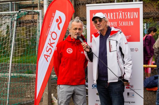 Peter Gebetsberger, Leiter der
Naturfreunde-Akademie, baut sukzessive das inklusive Angebot bei
Kursen und Ausbildungen aus.