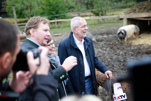 Labonca-Gründer Norbert Hackl, Doris Schmidauer und
Alexander Van der Bellen (v. l.)