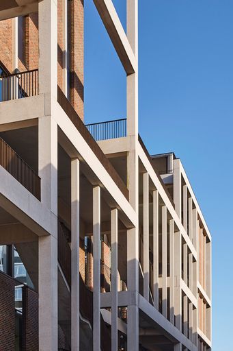 Town House – Kingston University in London von
Grafton Architects