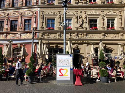  Ohne Stolperfallen durch kilometerlange Kabel am
Ort des Events wurde so die größtmögliche Sicherheit für alle
Anwesenden gewährleistet.