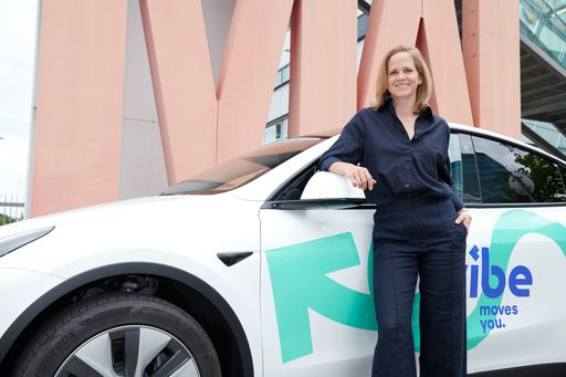 Vorschau Bild von Ittner: „vibe fährt voll auf Erfolgskurs. Wir wollen die
Elektrifizierung der Mobilität künftig noch stärker vorantreiben und
schauen uns auch andere Märkte sehr genau an.“