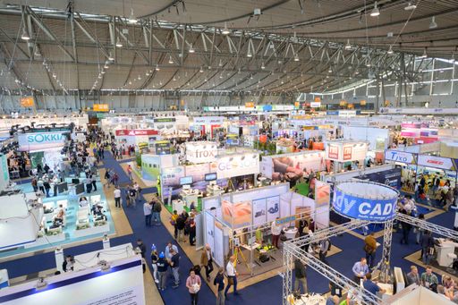 "Mit mehr als 450 Ausstellern aus 31 Ländern ist die INTERGEO
2022 endlich wieder da! Auf fast vor-pandemischen Niveau!" /
Weiterer Text über ots und www.presseportal.de/nr/134787 / Die
Verwendung dieses Bildes für redaktionelle Zwecke ist unter
Beachtung aller mitgeteilten Nutzungsbedingungen zulässig und dann
auch honorarfrei. Veröffentlichung ausschließlich mit
Bildrechte-Hinweis.