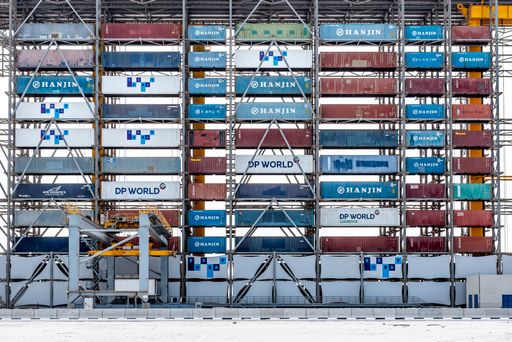Vorschau Bild von Boxbay Pilotanlage bei DP World in Dubai / Weiterer Text über ots
und www.presseportal.de/nr/43329 / Die Verwendung dieses Bildes für
redaktionelle Zwecke ist unter Beachtung aller mitgeteilten
Nutzungsbedingungen zulässig und dann auch honorarfrei.
Veröffentlichung ausschließlich mit Bildrechte-Hinweis.