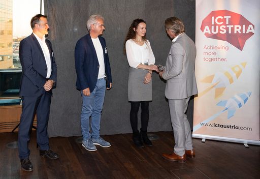 Vorschau Bild von AMAG und Digitalisierungs-Partner ACP CUBIDO werden
mit dem "Juwel für nachhaltige Digitalisierungsprojekte"
ausgezeichnet