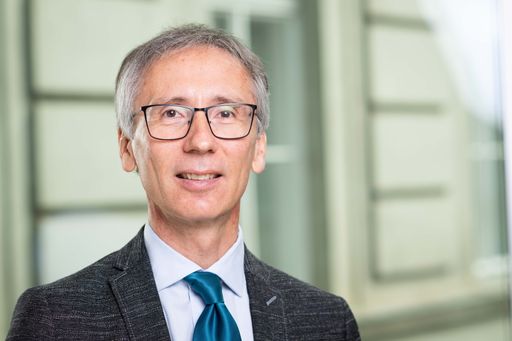 Vorschau Bild von DI Andreas Tschulik, Leiter der Abteilung V/7 –
Integrierte Produktpolitik, Betrieblicher Umweltschutz und
Umwelttechnologie im Bundesministerium für Klimaschutz (BMK)