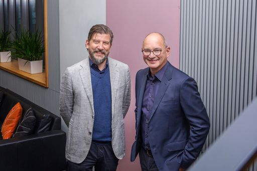  Gofore CEO Mikael Nylund (links) und eMundo CEO und Co-Gründer
Günther Palfinger. Das an der finnischen Börse notierte
IT-Beratungsunternehmen Gofore wächst in Deutschland durch die
Übernahme der eMundo GmbH. Bild von: Laura Talvitie / Weiterer Text
über ots und www.presseportal.de/nr/166307 / Die Verwendung dieses
Bildes für redaktionelle Zwecke ist unter Beachtung aller
mitgeteilten Nutzungsbedingungen zulässig und dann auch honorarfrei.
Veröffentlichung ausschließlich mit Bildrechte-Hinweis.