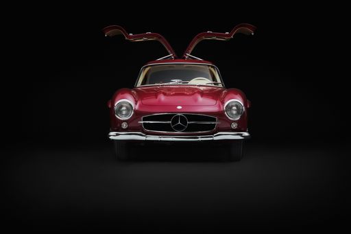 Vorschau Bild von Ein Mercedes-Benz Flügeltürer von 1954 ist das erste Anlageobjekt
eines neuartigen Wertpapiermarktes, der nach einer umfangreichen
Prüfungsphase jetzt an den Start geht. Das 300 SL Gullwing Coupé,
das auf heartstocks.com angeboten wird, ist der zwanzigste 300 SL,
der jemals gebaut wurde. / Weiterer Text über ots und
www.presseportal.de/nr/166311 / Die Verwendung dieses Bildes für
redaktionelle Zwecke ist unter Beachtung aller mitgeteilten
Nutzungsbedingungen zulässig und dann auch honorarfrei.
Veröffentlichung ausschließlich mit Bildrechte-Hinweis.