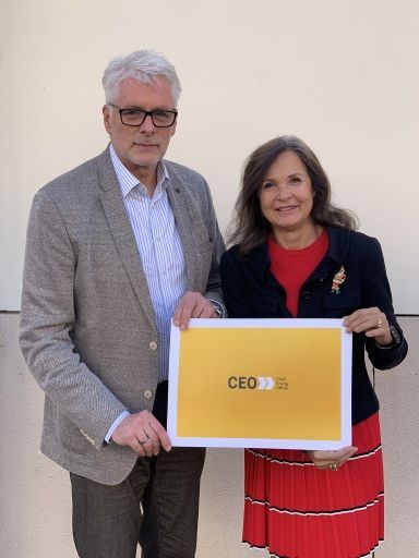  Roland Kuras, Geschäftsführer von PowerSolution und
Initiator der Initiative "Chief Energy Officer" mit Doris Felber,
Unterstützerin der Initiative