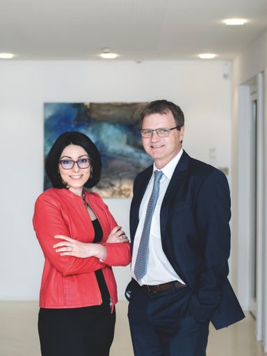 Vorschau Bild von Mag. Elham Ettehadien, Andreas Fellner, beide Vorstand Partner
Bank