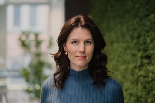 Carolin Weber (37), geb. Hoyer, übernimmt die Leitung der
Unternehmenskommunikation und des Bereichs Corporate Affairs von
Unilever in Deutschland, Österreich und der Schweiz (DACH) und wird
Mitglied des Leadership-Teams. Sie folgt damit auf Konstantin Bark,
der in die Unilever-Konzernzentrale nach London gewechselt ist. /
Weiterer Text über ots und www.presseportal.de/nr/24435 / Die
Verwendung dieses Bildes für redaktionelle Zwecke ist unter
Beachtung aller mitgeteilten Nutzungsbedingungen zulässig und dann
auch honorarfrei. Veröffentlichung ausschließlich mit
Bildrechte-Hinweis.
