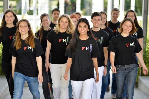 Die Fachhochschule (FH) Kärnten beginnt mit dem
systematischen Aufbau eines „Studentischen Gesundheitsmanagements“
(SGM) und schafft damit Rahmenbedingungen, die ein gesundes und
erfolgreiches Studieren nachhaltig fördern können.