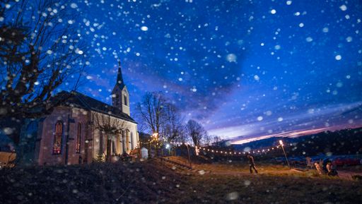 Guggenthaler Adventmarkt in Koppl in der
Fuschlseeregion im Salzkammergut