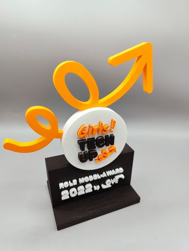 Girls! TECH UP: Role Model Award für 18-jährige
Elektrotechnikerin