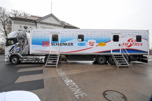 Vorschau Bild von ÖSV & DB Schenker Service Truck der Nordischen
Kombinierer