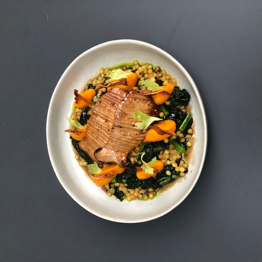 Vorschau Bild von 2. Gang des vegetarischen Haubenmenüs am 21.11.:
Glasierte Kräuterseitlinge.