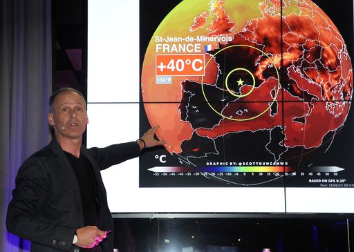 Vorschau Bild von Wetterexperte Marcus Wadsak hielt eine
eindringliche Keynote zum Thema Klimawandel, die beim Publikum auf
große Resonanz stieß