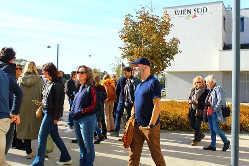Vorschau Bild von Stadtverwaltung Haarlem, NL, in der Wien-Süd Anlage "In der
Wiesen Süd", 1230
