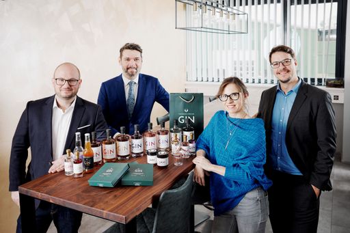 Vorschau Bild von Das Gründerteam der Ashburner's Premium GIN GmbH