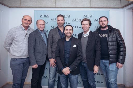  V.l.n.r.: Asim Mehic (Hauptpolier, Auböck), Ing.
Werner Muttenthaler (Niederlassungsleiter Wien, Auböck), Dr. Gerald
Auböck (GF Auböck), Roman Ascherov (GF AIRA), DI Andreas Hawlik (GF
Hawlik Gerginski Architekten), Albian Sylejmani (Bauleiter, Auböck)