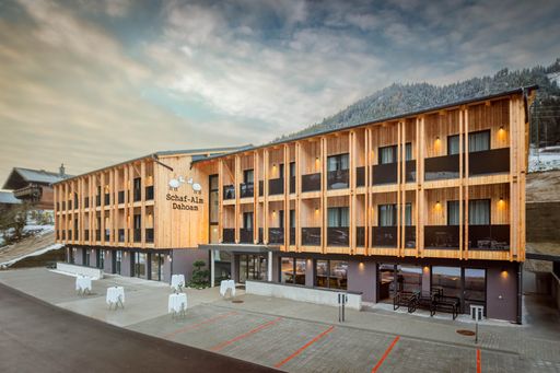 Vorschau Bild von Das neue Schaf-Alm Dahoam eingebettet in die
Schladminger Landschaft