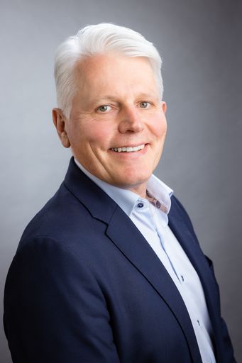  Mag. Gottfried Kraft, Geschäftsführer KLIPP Frisör