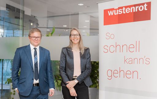  Mag. Christian Zettl, Dr. Brigitte Feldhofer (von
links nach rechts)