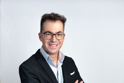  Der Verein Digitalradio Österreich hat einen neuen Obmann
gewählt: Roman Gerner, Geschäftsführer bei radio klassik
Stephansdom, wird in den kommenden 3 Jahren gemeinsam mit seinem
Team dafür sorgen, die Österreicherinnen und Österreicher weiterhin
von den zahlreichen Vorteilen des Digitalradios zu überzeugen und
die rasant wachsende Anzahl an Hörerinnen und Hörern sowie der
Endgeräte auszubauen.