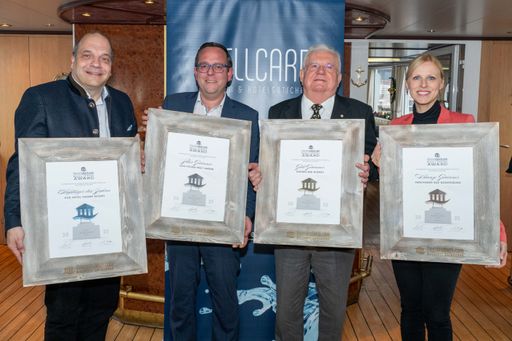 Vorschau Bild von Alle vier glücklichen Gewinner