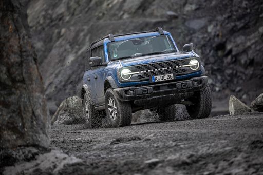 Ford Bronco dyn / Die Verwendung dieses Bildes für redaktionelle
Zwecke ist unter Beachtung aller mitgeteilten Nutzungsbedingungen
zulässig und dann auch honorarfrei. Veröffentlichung ausschließlich
mit Bildrechte-Hinweis.