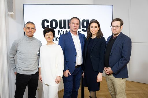 Pressekonferenz der Initiative Courage am 12.
Dezember 2022 im Presseclub Concordia in Wien.
