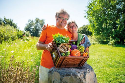 Vorschau Bild von Sonderpreis Lebenswerk: Gerhard und Ingrid Zoubek,
Gründer des Adamah BioHof , Glinzendorf (NÖ) - Abdruck honorarfrei