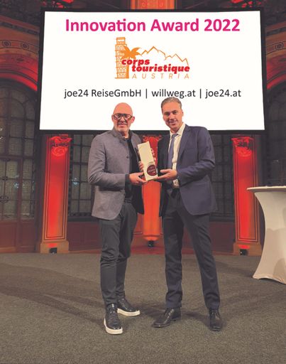 Initiative von Günther (Gue) Gross/ GF joe24
ReiseGmbH für die Umsetzung der neuen Doppellehre "Reisebüro &
E-Commerce" wurde mit dem INNOVATIONSPREIS 2022 des Corps
Touristique Austria beim Gala-Abend im Palais Ferst ausgezeichnet!