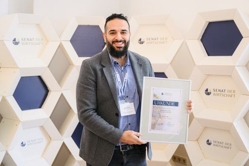 Vorschau Bild von Zertifikatannahme als Senator Daniel Einy M.A.