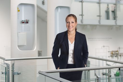  Virginia Esly wurde zum 2. Januar in den Vorstand des weltweit
größten privatgeführten Industriegasespezialisten Messer berufen. /
Die Verwendung dieses Bildes für redaktionelle Zwecke ist unter
Beachtung aller mitgeteilten Nutzungsbedingungen zulässig und dann
auch honorarfrei. Veröffentlichung ausschließlich mit
Bildrechte-Hinweis.