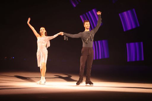 Die französischen Eistanz-Olympiasieger Gabriella
Papadakis und Guillaume Cizeron präsentieren als Gaststars am
glitzernden Premierenabend, 18.01.2023, ihre Olympiakür in der
Wiener Stadthalle.