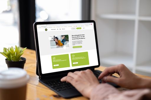 Vorschau Bild von Alle Informationen zu den Executive MBA Programmen
der eLearning Academy for Communication finden Sie auf der Website.