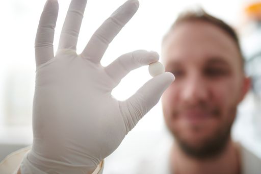 Aktuell schöpft Clevergum für die Entwicklung der Rezepturen
bereits aus einem Repertoire von rund 60 bioaktiven Wirkstoffen /
Die Verwendung dieses Bildes für redaktionelle Zwecke ist unter
Beachtung aller mitgeteilten Nutzungsbedingungen zulässig und dann
auch honorarfrei. Veröffentlichung ausschließlich mit
Bildrechte-Hinweis.