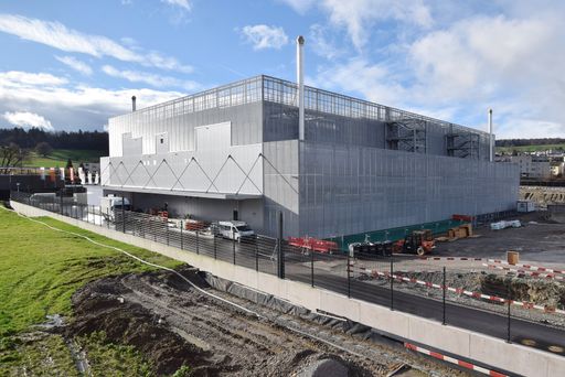 Das erste Hochleistungs-Datacenter auf dem Green Metro-Campus
Zürich nimmt heute seinen Betrieb auf. Datacenter M zählt zu den
modernsten und energieeffizientesten Rechenzentren der Schweiz. /
Die Verwendung dieses Bildes für redaktionelle Zwecke ist unter
Beachtung aller mitgeteilten Nutzungsbedingungen zulässig und dann
auch honorarfrei. Veröffentlichung ausschließlich mit
Bildrechte-Hinweis.