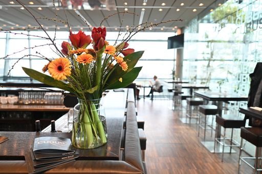 Vorschau Bild von Mit einem innovativen Bistro-Konzept startet das
CUBUS im Ars Electronica Center neu durch