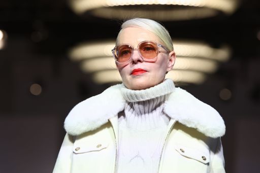 BERLIN, GERMANY - JANUARY 17: A model, fashion detail, walks the
runway at the AW23 'DISCOTECA' Fashion Show by Marcel
Ostertag during the W.E4.FASHIONDAY as part of Berlin Fashion Week
AW23 at Bolle Festsaele on January 17, 2023 in Berlin, Germany.
(Photo by Sebastian Reuter/Getty Images for Marcel Ostertag) / Die
Verwendung dieses Bildes für redaktionelle Zwecke ist unter
Beachtung aller mitgeteilten Nutzungsbedingungen zulässig und dann
auch honorarfrei. Veröffentlichung ausschließlich mit
Bildrechte-Hinweis.