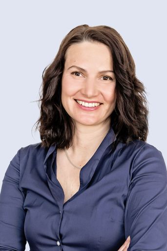 Vorschau Bild von AstraZeneca: Marion Bernhard, Innovation & Business
Excellence Director